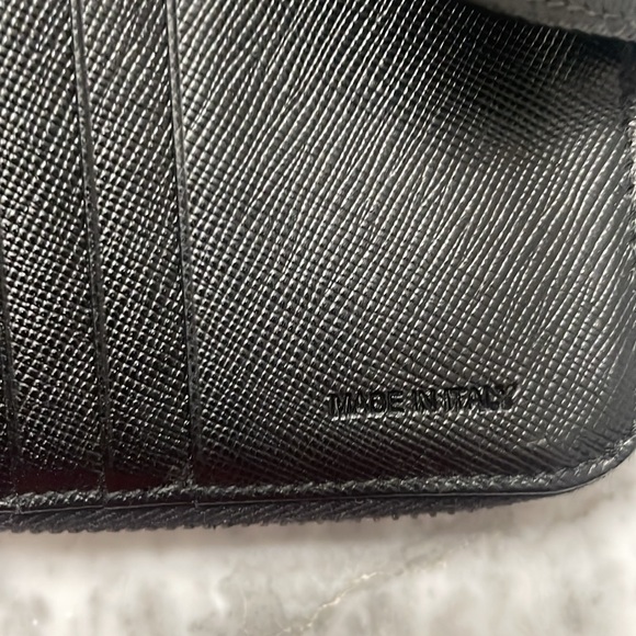 EUC Prada Tessuto Nylon Compact 90s Zip Wallet - Picture 10 of 11